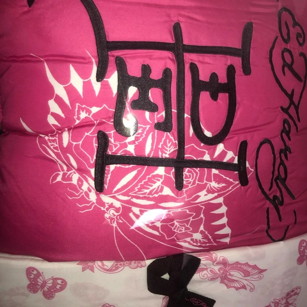🖤 Ed Hardy Pink Floral & Skull King Comforter Set ‼️ 8 pieces